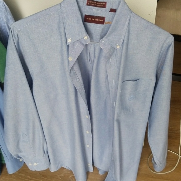 Dress shirt in prefect condition - Picture 2 of 4